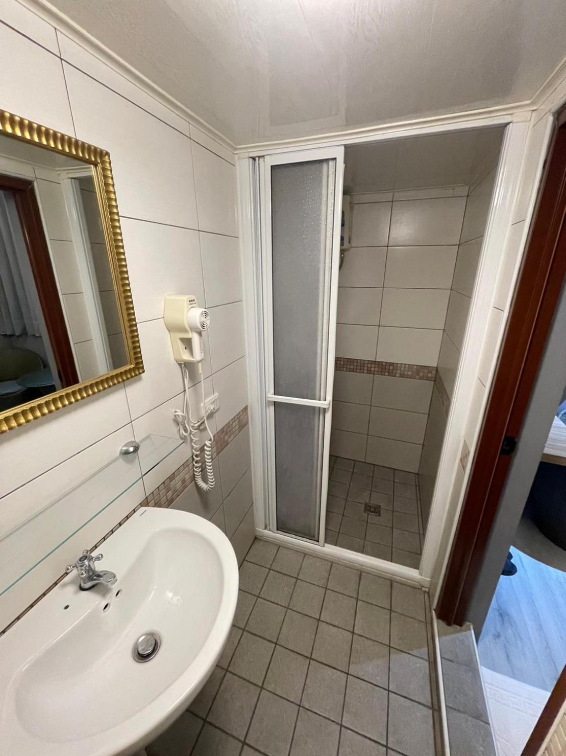 Shuntai Inn Fengshan  Екстер'єр фото
